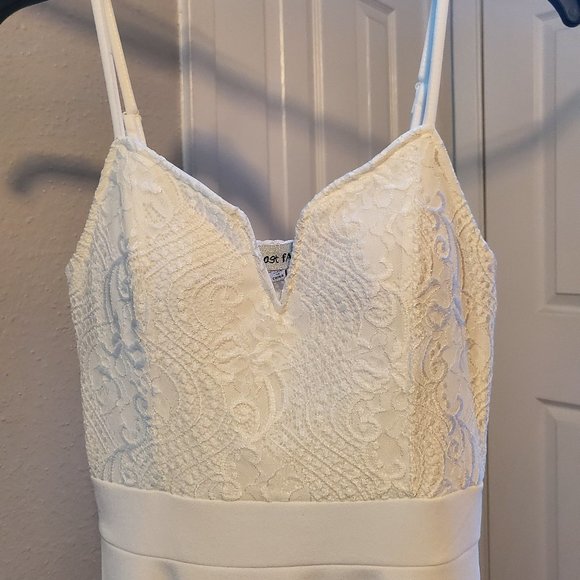 Almost Famous Juniors' High Low Skater Dress - Picture 6 of 8